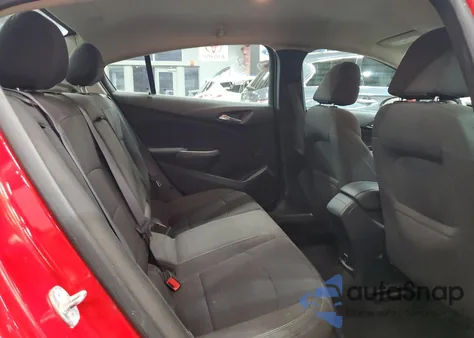 2017 Chevrolet Cruze Lt z USA, uszkodzony, nr VIN 1G1BE5SM8H7115500